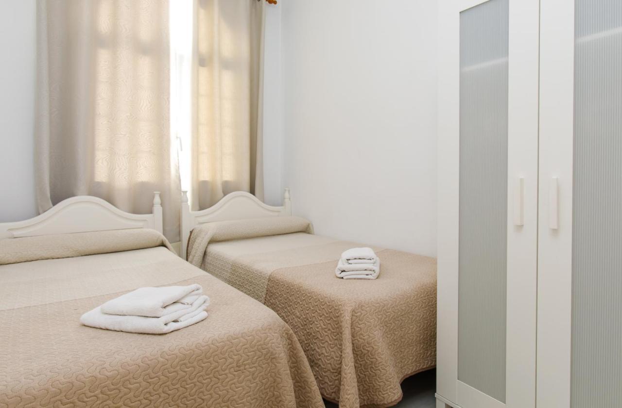 At Almoraide Rooms Suites (Adults Only) Нерха Екстер'єр фото